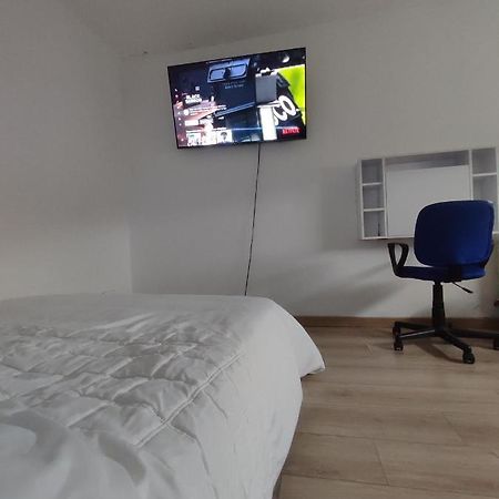 Apartament Chambre Prive Dans Une Maison Avec Terrasse Et Jardin Salles De Bain Partagees Lille Zewnętrze zdjęcie