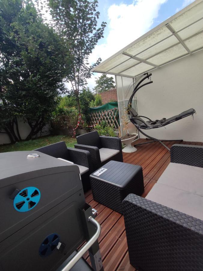 Apartament Chambre Prive Dans Une Maison Avec Terrasse Et Jardin Salles De Bain Partagees Lille Zewnętrze zdjęcie